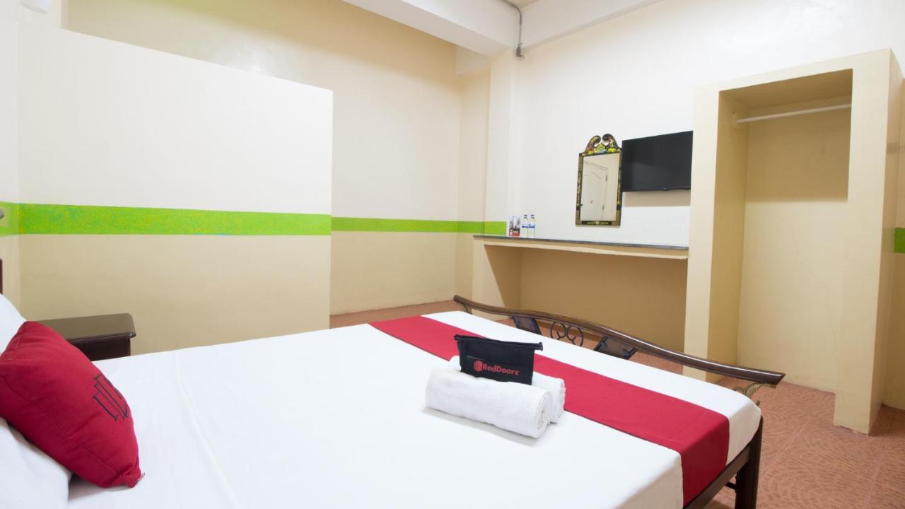 Reddoorz At Praferosa Resort Hotel Calamba Luaran gambar