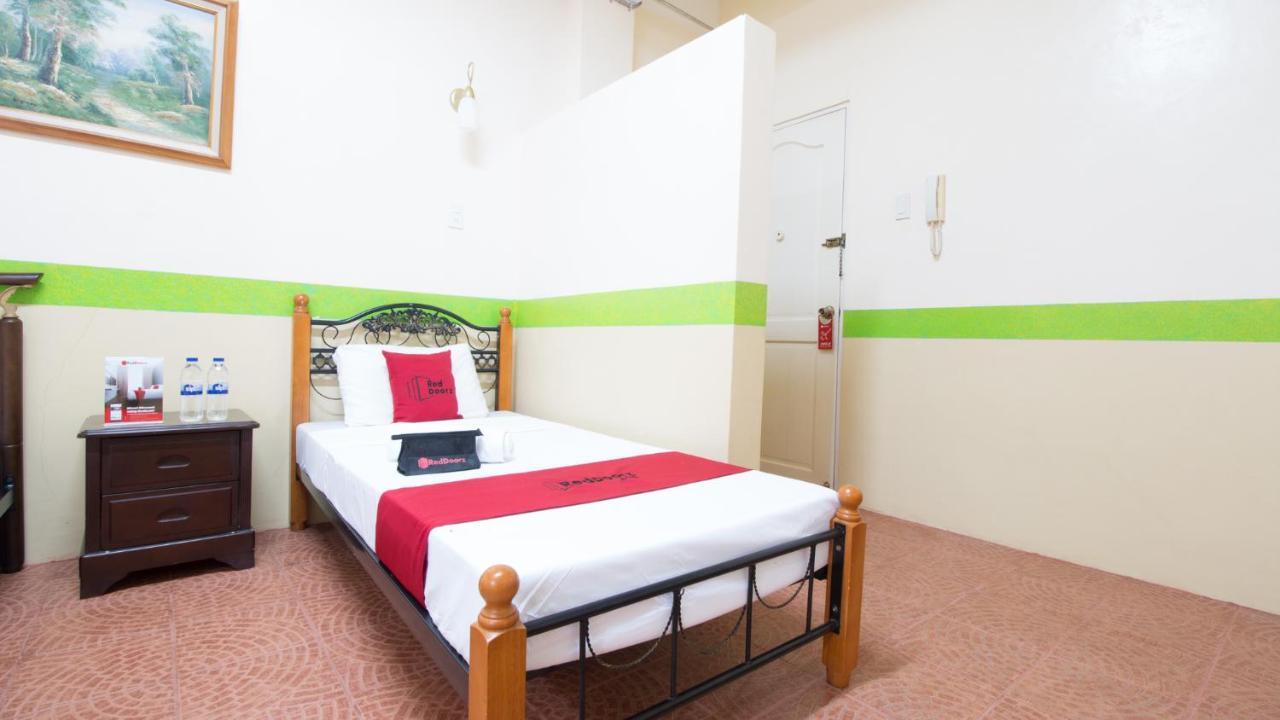 Reddoorz At Praferosa Resort Hotel Calamba Luaran gambar